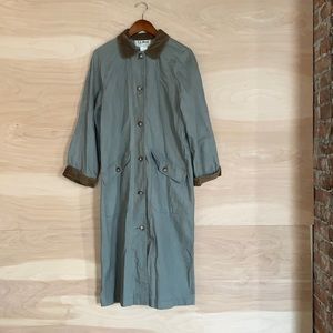 LL Bean long barn coat / small / khaki green